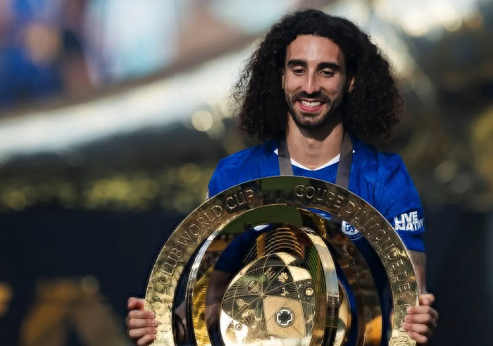 皇马瞄准恩佐引热议 罗德里或离队引关注