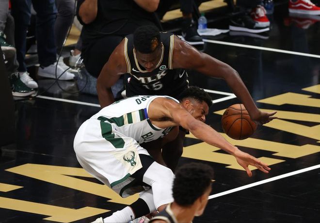 爱德华兹重伤引担忧 森林狼惨胜掘金系列赛前景